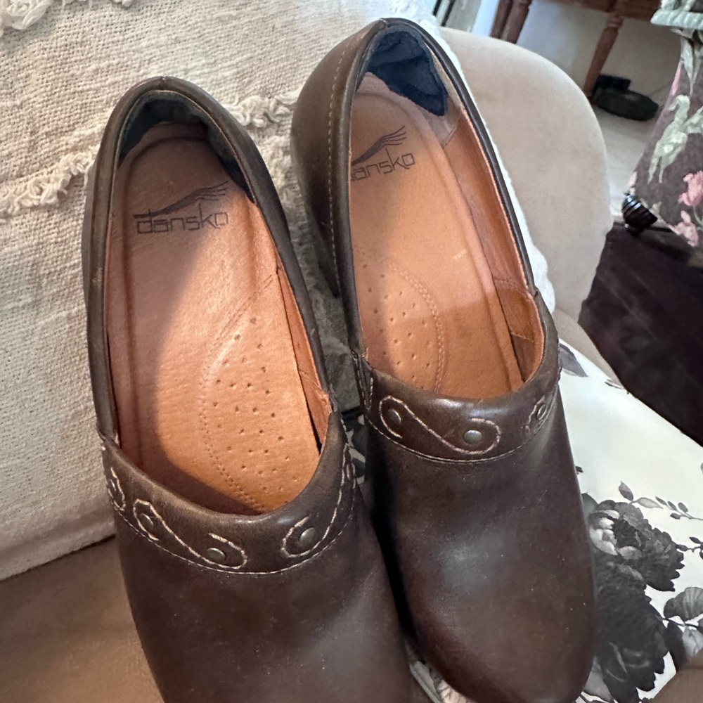 Dansko Brown Leather  Shoes size 40